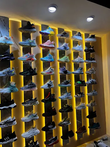SHOE KADAI